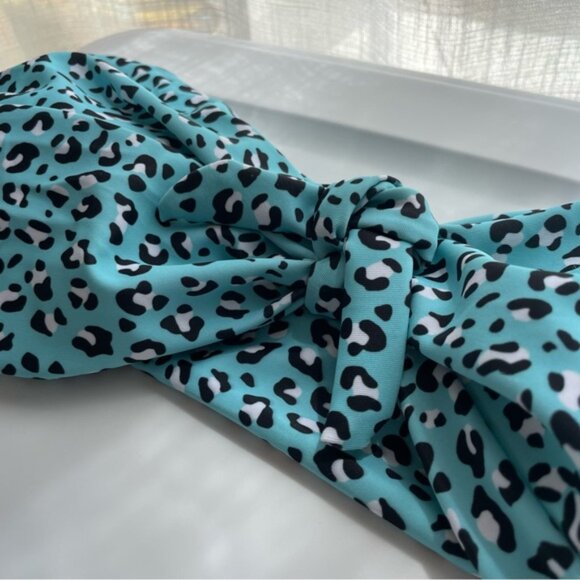 Haute Swimwear Solid Bandeau Bikini Set Women’s Size Medium Blue Cheetah Print - Picture 3 of 9